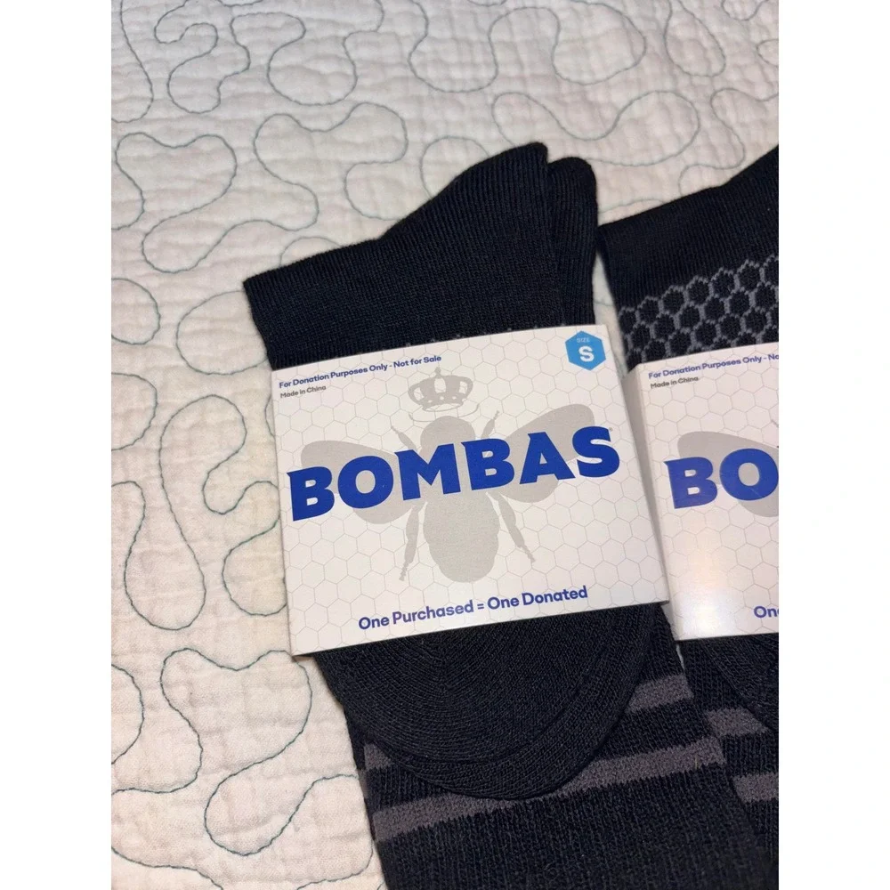 Bombas Crew Socks Black Grey Honeycomb Arch Support Small 2 Pairs Small